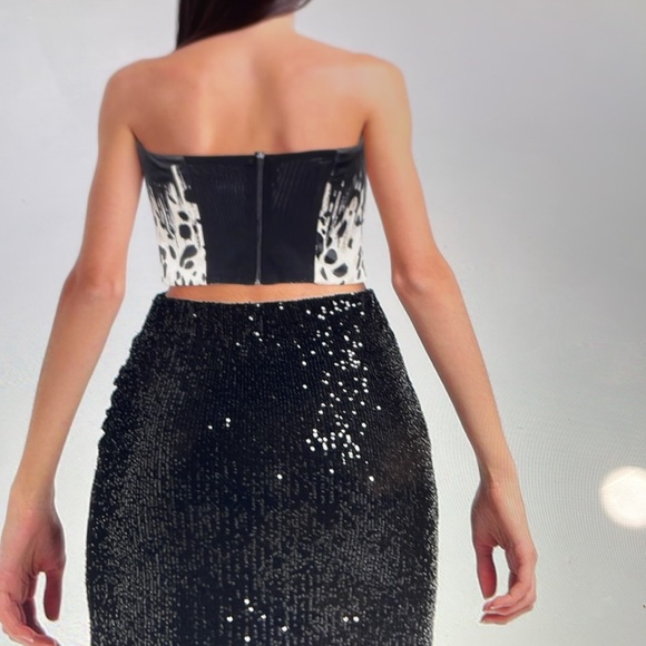 Black and white satin bustier - Picture 3 of 3